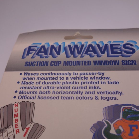 Oakland Raiders Fan Waves Suction Cup Mounted Window Sign New with Packaging - Picture 3 of 9